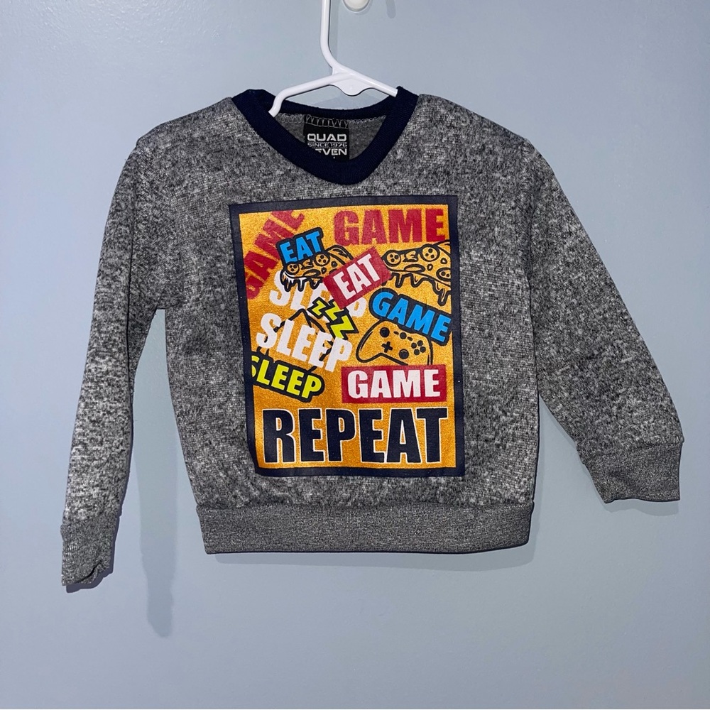 Gray Quad Seven Graphic Sweatshirt - Toddler Boy - Size 18 months
